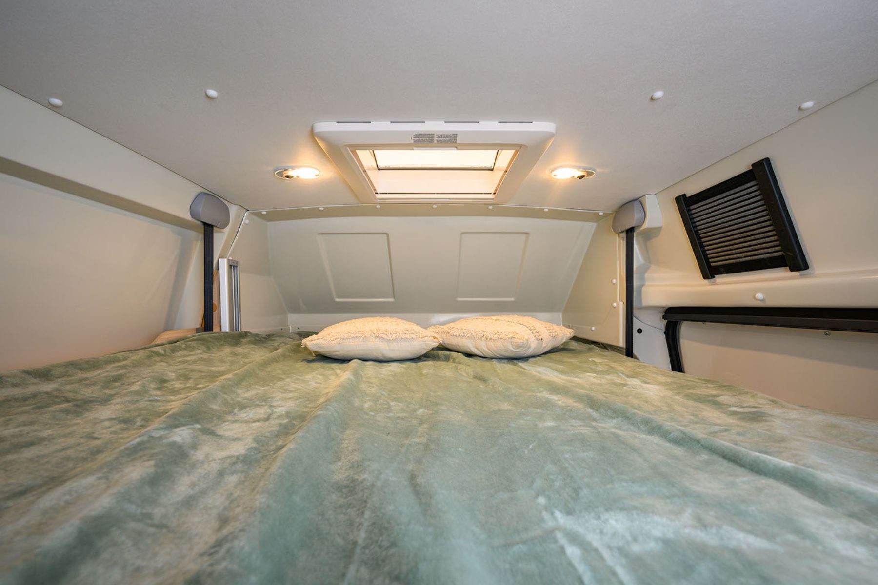 camas-randger-r555-valcaravan