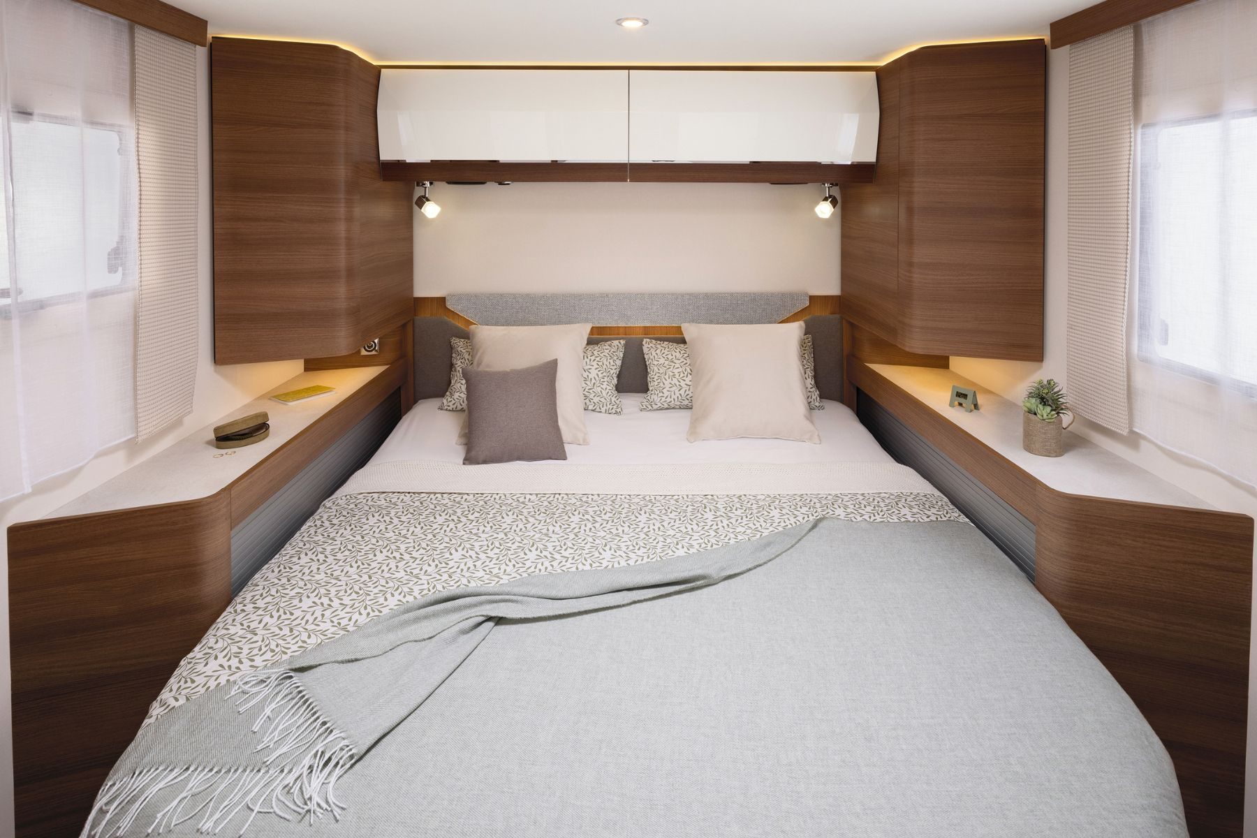 dormitorio-rapido-896F-valcaravan