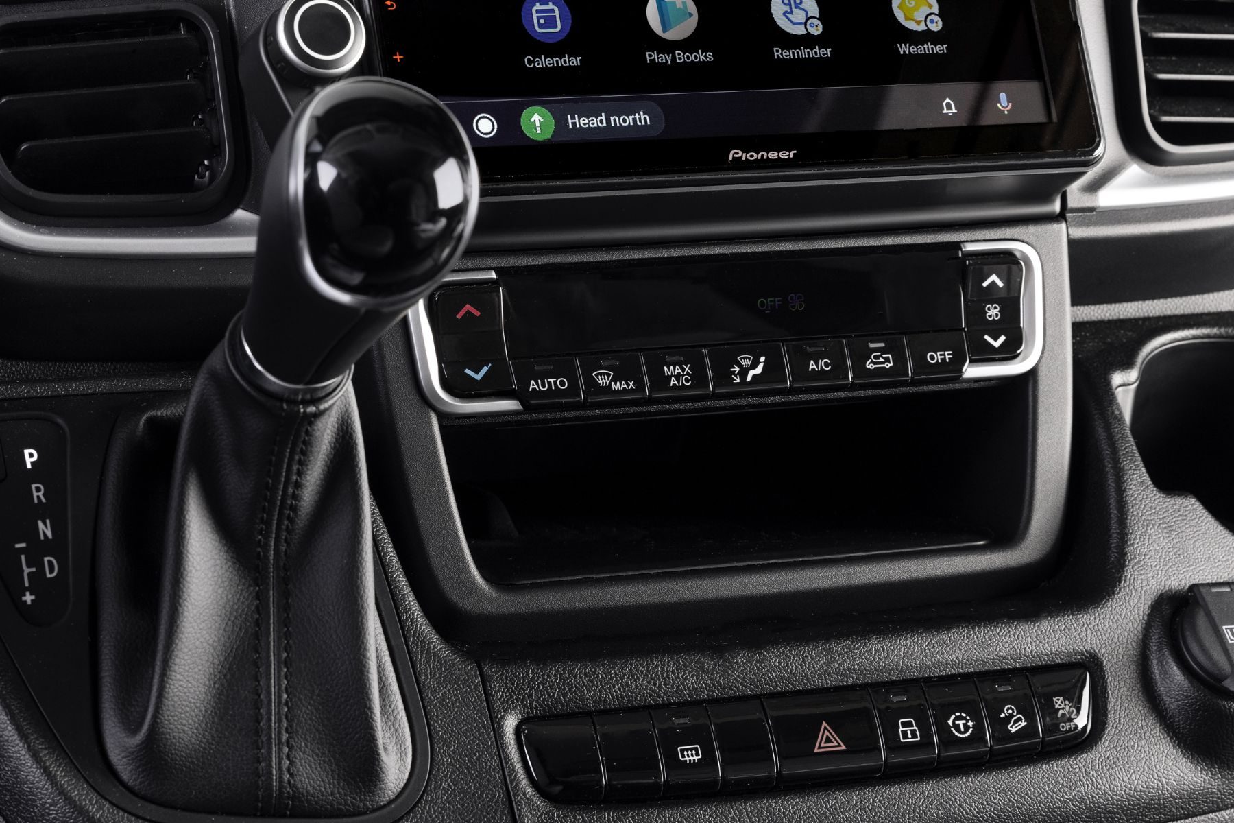 rapido-c86-night-edition-valcaravan-detalles